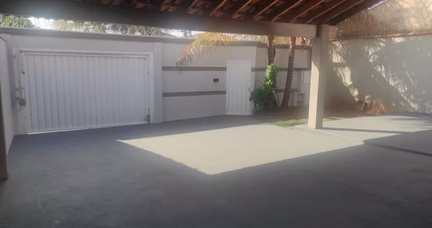 Casa para Venda em Ribeirão Preto, Parque Residencial Cândido Portinari, 3 dormitórios, 1 suíte, 2 banheiros, 5 vagas