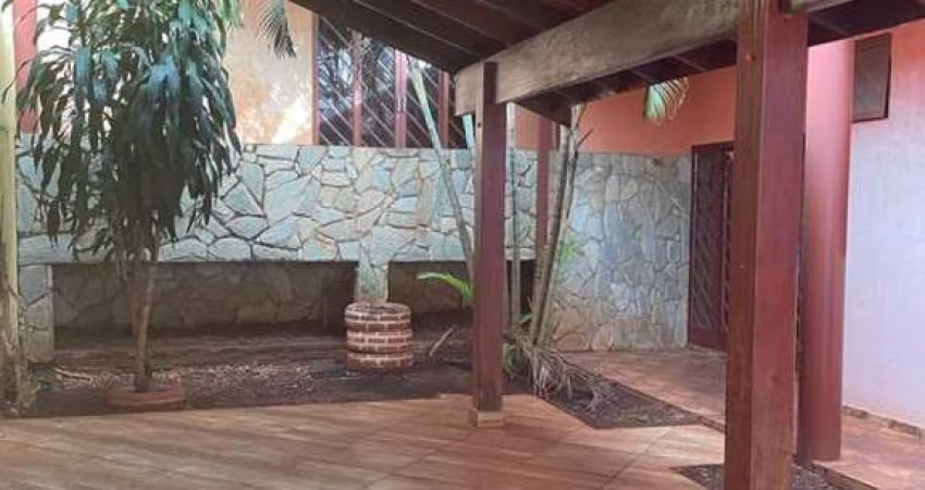 Casa para Venda em Ribeirão Preto, Parque Ribeirão Preto, 2 dormitórios, 1 suíte, 3 banheiros, 4 vagas