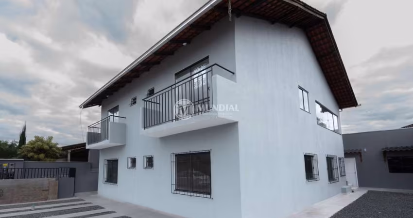 Casa diferenciada para venda em joinville , Boehmerwald, Joinville - SC