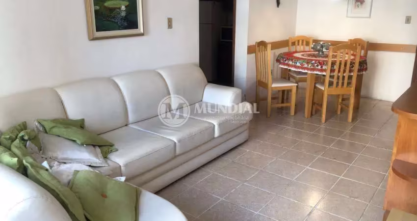 Apartamento com 2 quartos para alugar na Rua 3500, 215, Centro, Balneário Camboriú