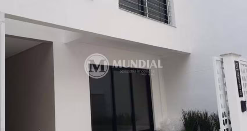 Lindo sobrado a venda em balneÁrio camboriÚ, Centro, Balneário Camboriú - SC