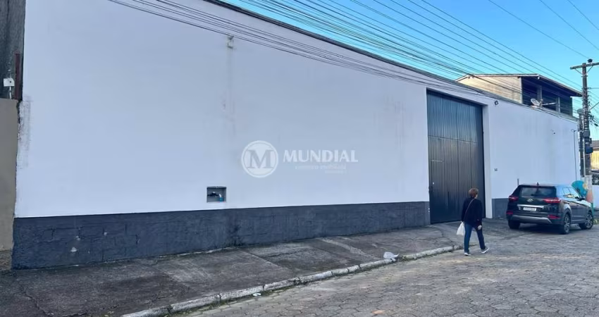GalpÃo para locaÇÃo no bairro tabuleiro , Tabuleiro, Camboriú - SC