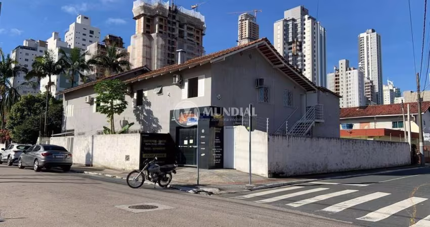 PrÉdio a venda no centro de balneÁrio , Centro, Balneário Camboriú - SC