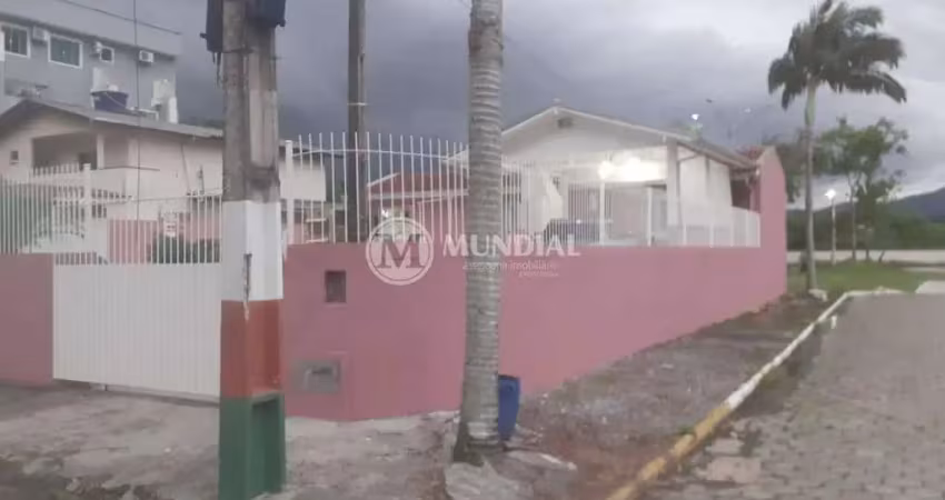 Casa com piscina para venda em camboriu, santa regina, camboriú - sc