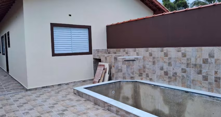 Casa para Venda em Itanhaém, Loty, 2 dormitórios, 1 suíte, 1 banheiro, 1 vaga