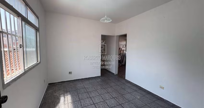 Apartamento à venda na Praia Grande, localizado no bairro do Boqueirão, composto por 02 dormitórios, sala ampla ,bela cozinha planejada bem arejada, banheiro social e 01 vaga de garagem coletiva