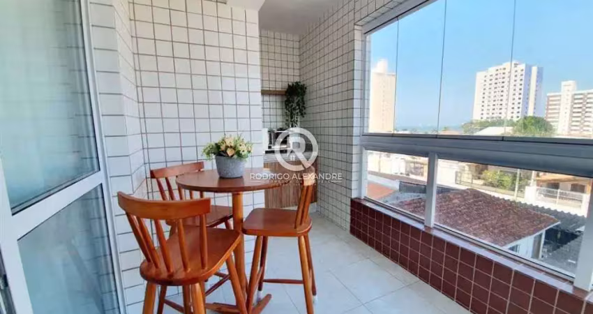 Apartamento à Venda no Maracanã, Praia Grande - 2 Dorms, 1 Suíte, Piscina e Segurança 24h!