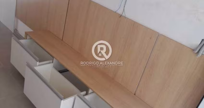Casa Geminada em Itanhaém - 2 Quartos, Piscina e Garagem por R$ 270.000
