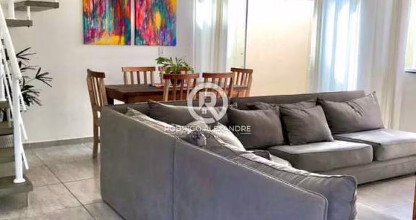Casa em Condomínio com 2 Suítes, Piscina e Quintal à Venda em Itanhaém - R$ 570.000