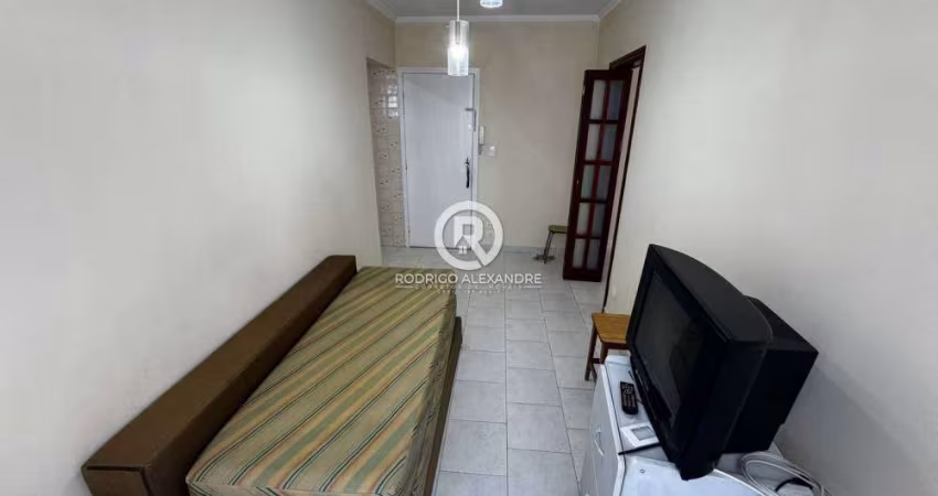 Apartamento Mobiliado de 1 Quarto à Venda no Canto do Forte, Praia Grande - R$ 230.000