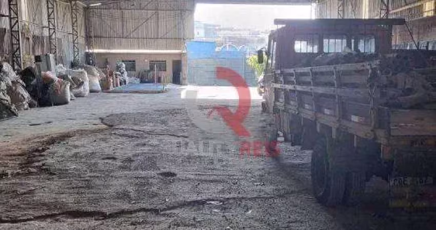 Galpão  de 1000m² à venda na vila medeiros!!! próximo a todos os comercios e principais vias da região, pé direito alto, rua larga, valor r$ 3.800.000.. agende uma visita!