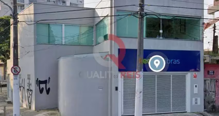 Oportunidade! casa comercial ou residencial  para venda na vila maria. o imóvel pode ser aproveitado como escritórios para empresas ou residêncial. possui 3 dormitórios, 2 vagas, 3 banheiros, 130m² co