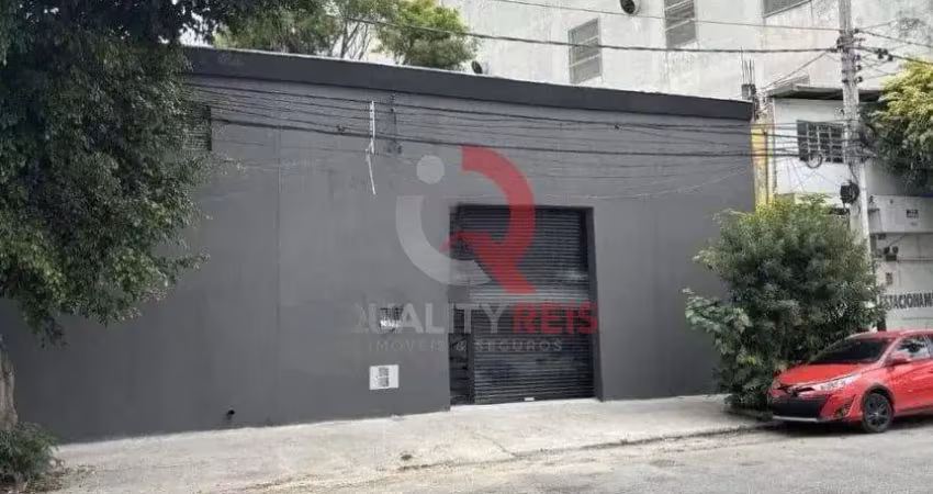 Excelente oportunidade de  galpão todo reformado à venda na mooca, são paulo. com 400m² de área total, 3 banheiros sociais, fácil acesso as principais vias como, marginal tiete, região central, pé dir