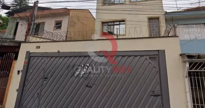 Prédio comercial com salão à venda na vila guilherme! 3 pisos: 1 térreo mais 2 andares mais 1 andar para concluir. 4 banheiros edícula com cozinha/vestuário e churrasqueira 2 vagas de garagem, 330m².