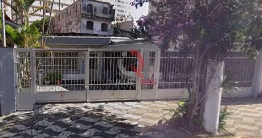 Casa térrea à venda no bairro da mooca em ótima localização!  imóvel com 210m2 de área construída. casa térrea ampla , com 03 dormitórios , sendo 01 suíte, 4 vagas.