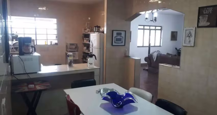 Casa 2 dormitórios para venda, 3 dormitórios, 2 suítes, 3 banheiros, 4 vagas