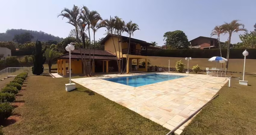 Casa em Condomínio para Locação em Bragança Paulista, Condomínio Jardim das Palmeiras, 3 dormitórios, 1 suíte, 3 banheiros