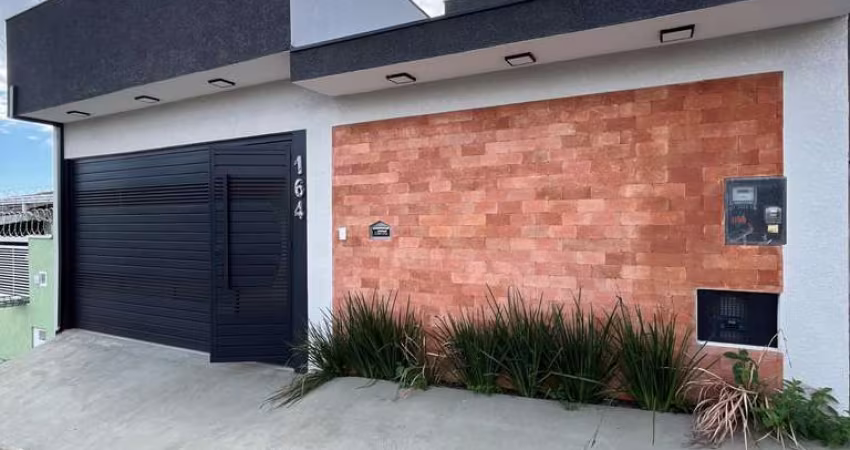 Casa para Venda em Bragança Paulista, Jardim Vista Alegre, 3 dormitórios, 1 suíte, 3 banheiros, 3 vagas