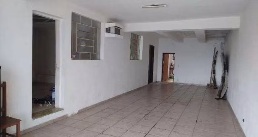 Casa para Venda em Bragança Paulista, Vila Gato, 3 dormitórios, 1 suíte, 2 banheiros, 2 vagas