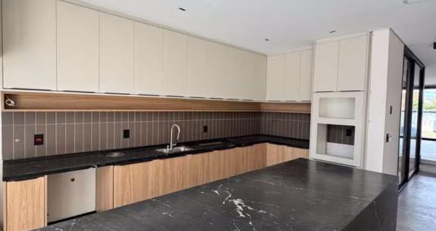 Casa para Venda em Bragança Paulista, Vila Aparecida, 3 dormitórios, 1 suíte, 2 banheiros, 2 vagas