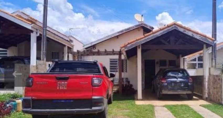 Casa em Condomínio para Venda em Bragança Paulista, Condominio Vila Espanha, 2 dormitórios, 1 suíte, 2 banheiros, 4 vagas