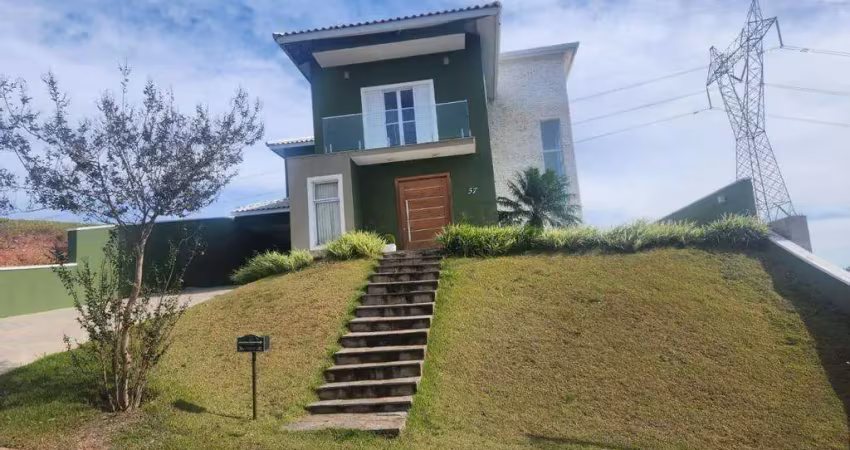 Casa à venda em bragança paulista, condomínio terras de santa cruz, com 3 suítes, com 278 m²