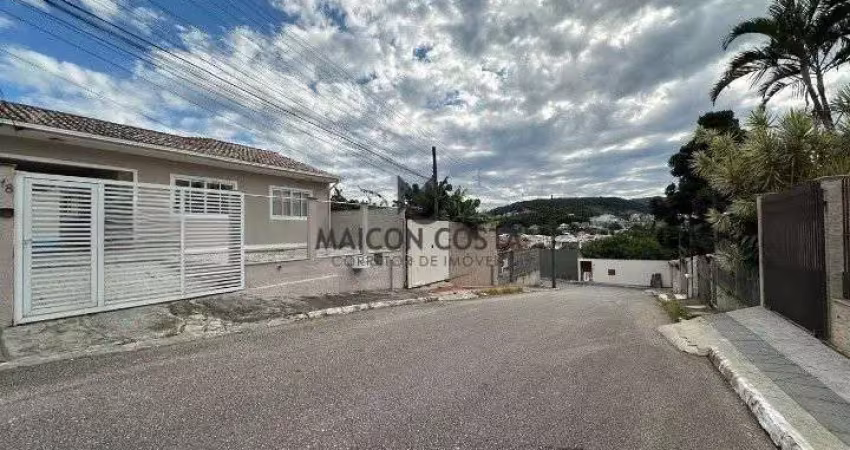 Casa com 2 quartos à venda no Forquilhas, São José 