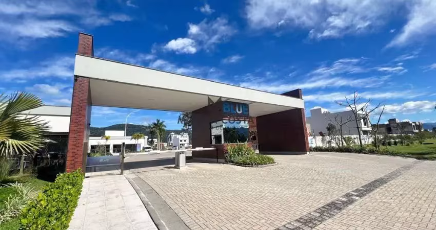 Terreno à venda na Avenida Wilson Castelo Branco, Deltaville, Biguaçu