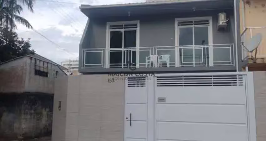 Casa com 3 quartos à venda no Abraão, Florianópolis 