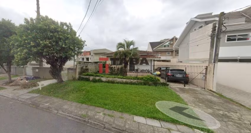 Terreno com casa não averbada à Venda Curitiba Boa Vista