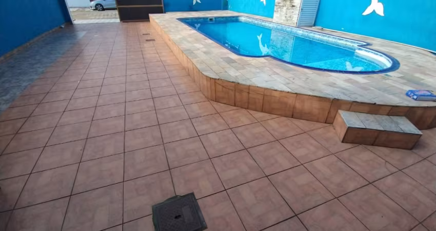 Edicula com Piscina