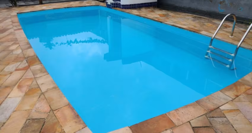 Edicula a 100 metros da Praia no Jardim Real em Praia Grande - SP - RP461