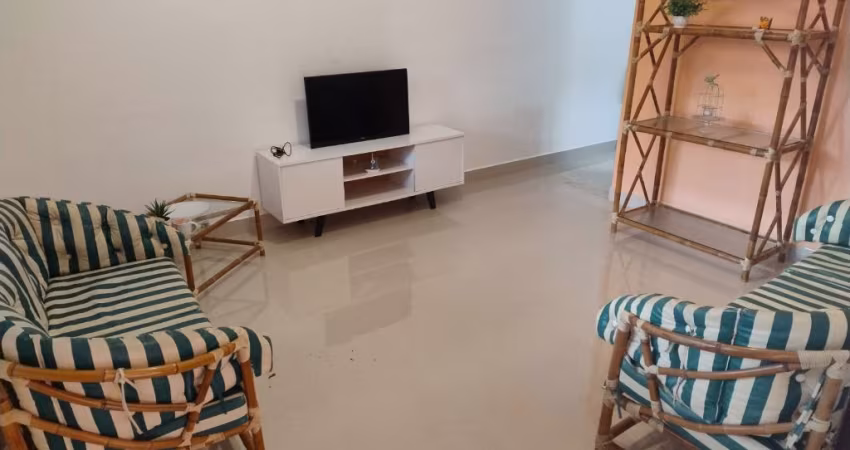 Casa 2 quartos - Lado Praia na Vila Caiçara em Praia Grande - RP566