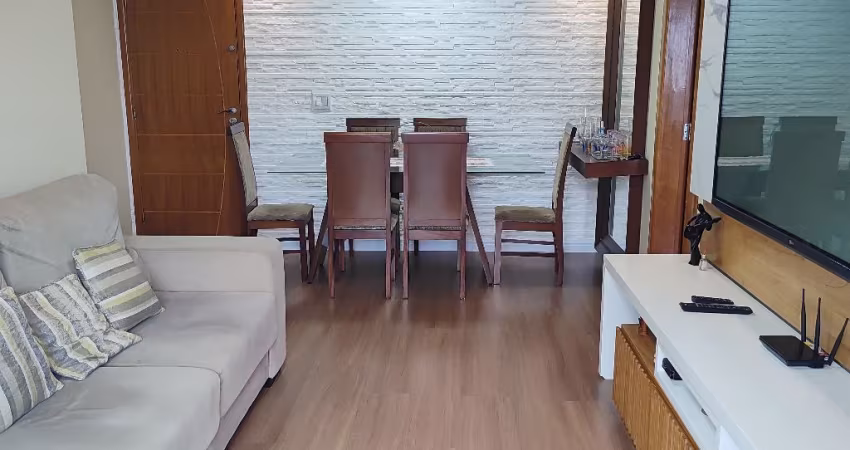 Apartamento 2 quartos - Prédio Frente Mar - Vila Caiçara - Praia Grande - SP - RP647