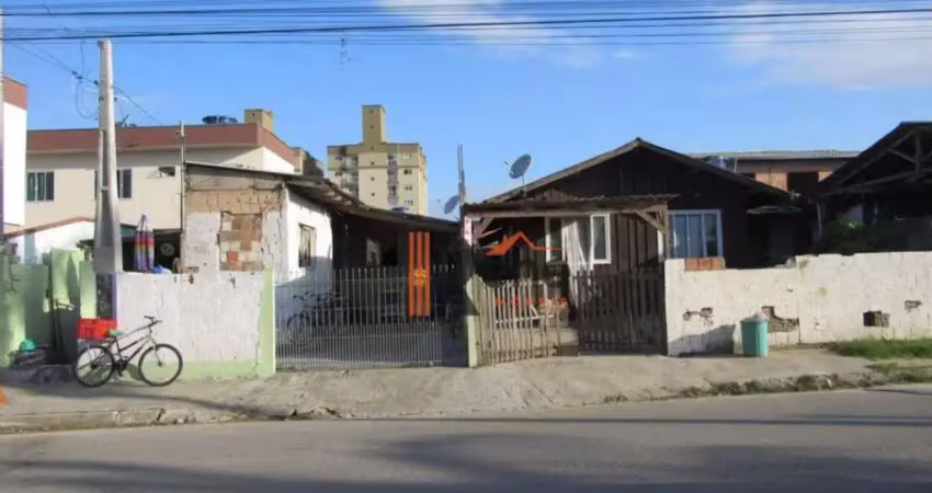 Terreno à venda no Tabuleiro (Monte Alegre), Camboriú 