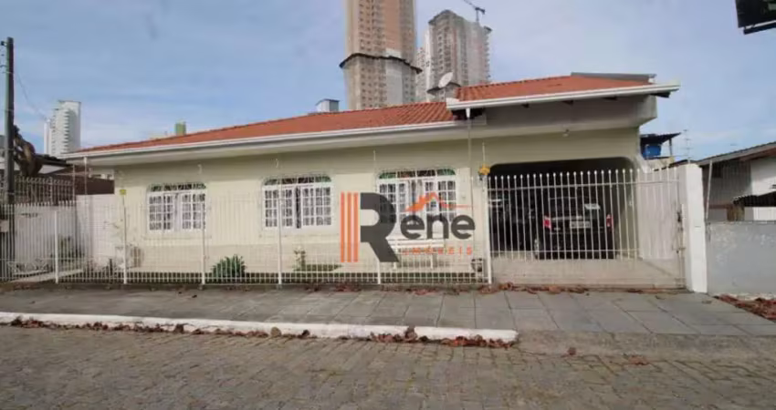 Casa, 4 quartos, Centro, Balneário Camboriú, SC