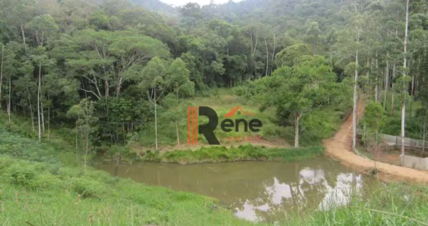 Chácara com 7.832m² no Braço, Camboriú-SC