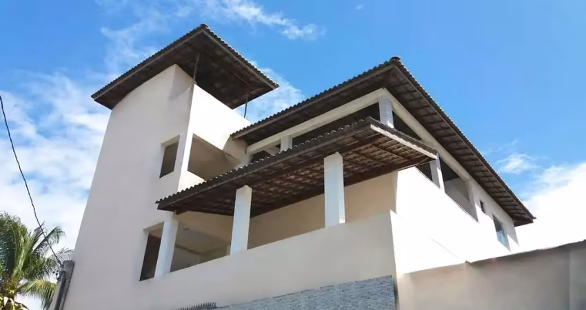 Casa com 6 quartos à venda na Rua Maraú, 45, Vila Praiana, Lauro de Freitas