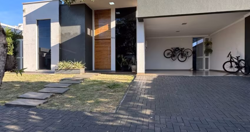 Casa alto padrão semi-mobiliada no condomínio fechado Arco de Paris, região da Vila A