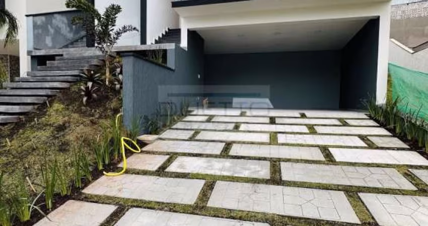 Casa no Condomínio BELLA Cittá