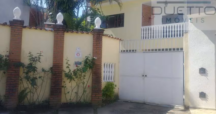 Sobrado com área gourmet e 03 dormitórios, à venda em mogi das cruzes - sp