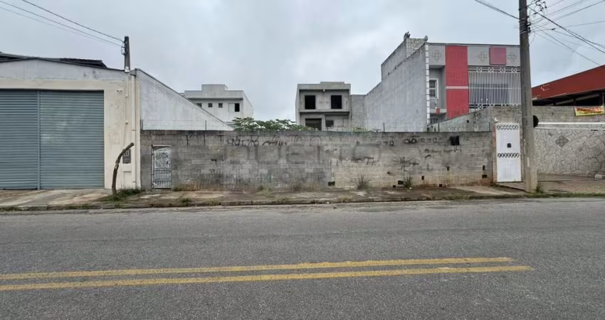 Terreno amplo de 314m², à venda no Jardim São Pedro, Mogi das Cruzes - SP