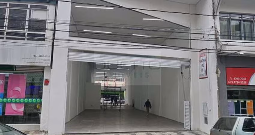 Salão comercial de 480m², com acesso por duas ruas, à locação no Centro de Mogi das Cruzes - SP