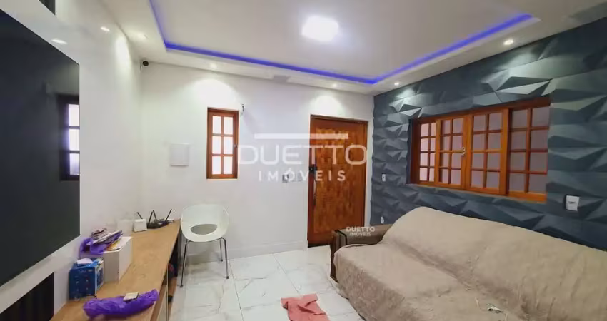 Sobrado com 03 dormitórios, sendo 01 suíte master e área de lazer com piscina, no Jardim Aeroporto