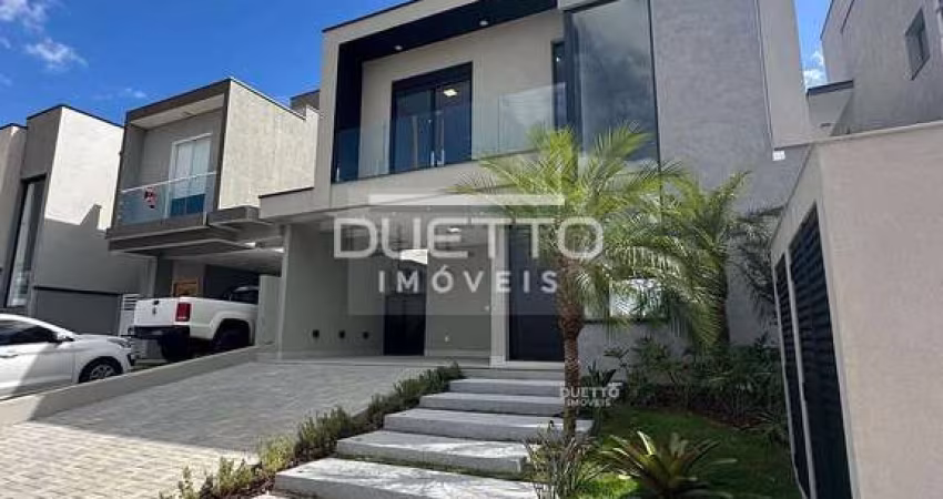 Sobrado com 03 suítes e área gourmet com piscina,à venda em Condominio fechado Mogi das Cruzes - SP