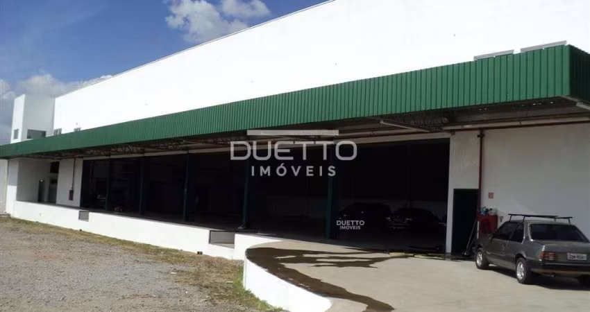 Galpão Comercial de 1500m² de área construída, à venda em Taubaté - SP