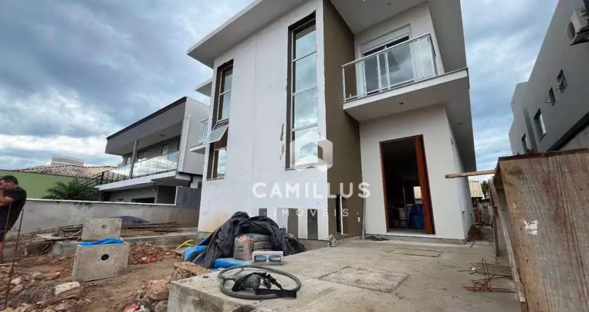 Casa com 3 dormitórios à venda, 144 m² por R$ 1.050.000,00 - Carianos - Florianópolis/SC