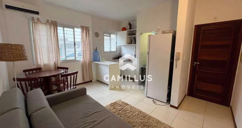Apartamento financiável com 2 dormitórios à venda, 55 m² por R$ 405.000 - Carianos - Florianópolis/SC