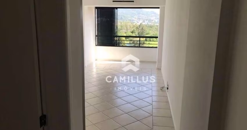 Apartamento com 2 dormitórios à venda, 69 m² por R$ 667.000,00 - Itacorubi - Florianópolis/SC
