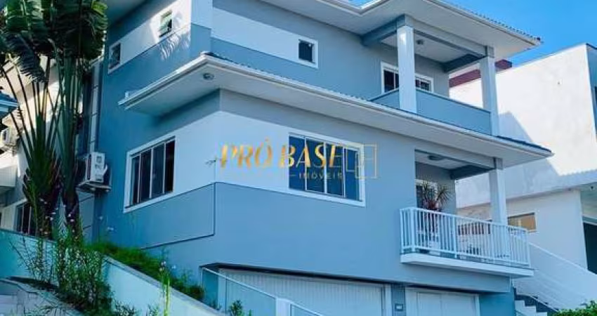Casa com 3 quartos à venda na Rua das Cabreúvas, 49, Pedra Branca, Palhoça